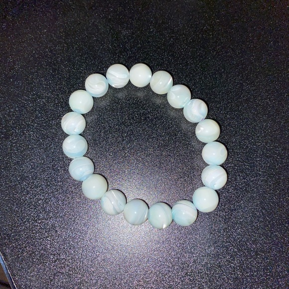 Blue Shell Bracelet - Picture 3 of 3